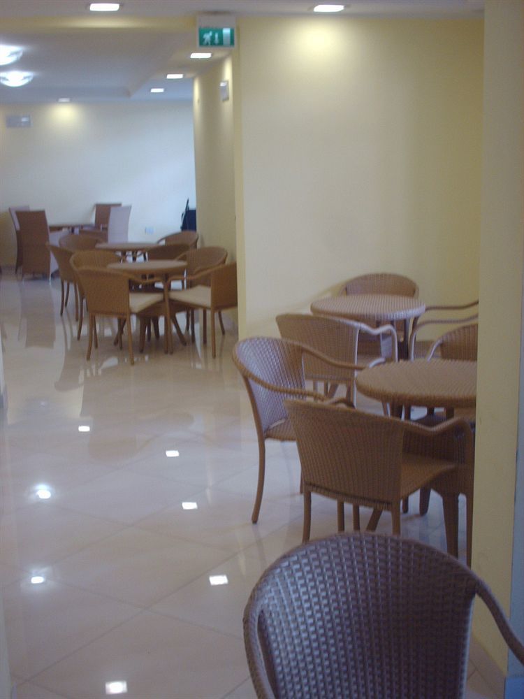 Hotel Esperia Cattolica Eksteriør billede